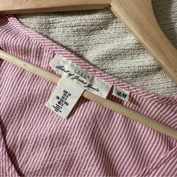 H&M linen striped tunic with cropped sleeves. Size 6. - Picture 2 of 3